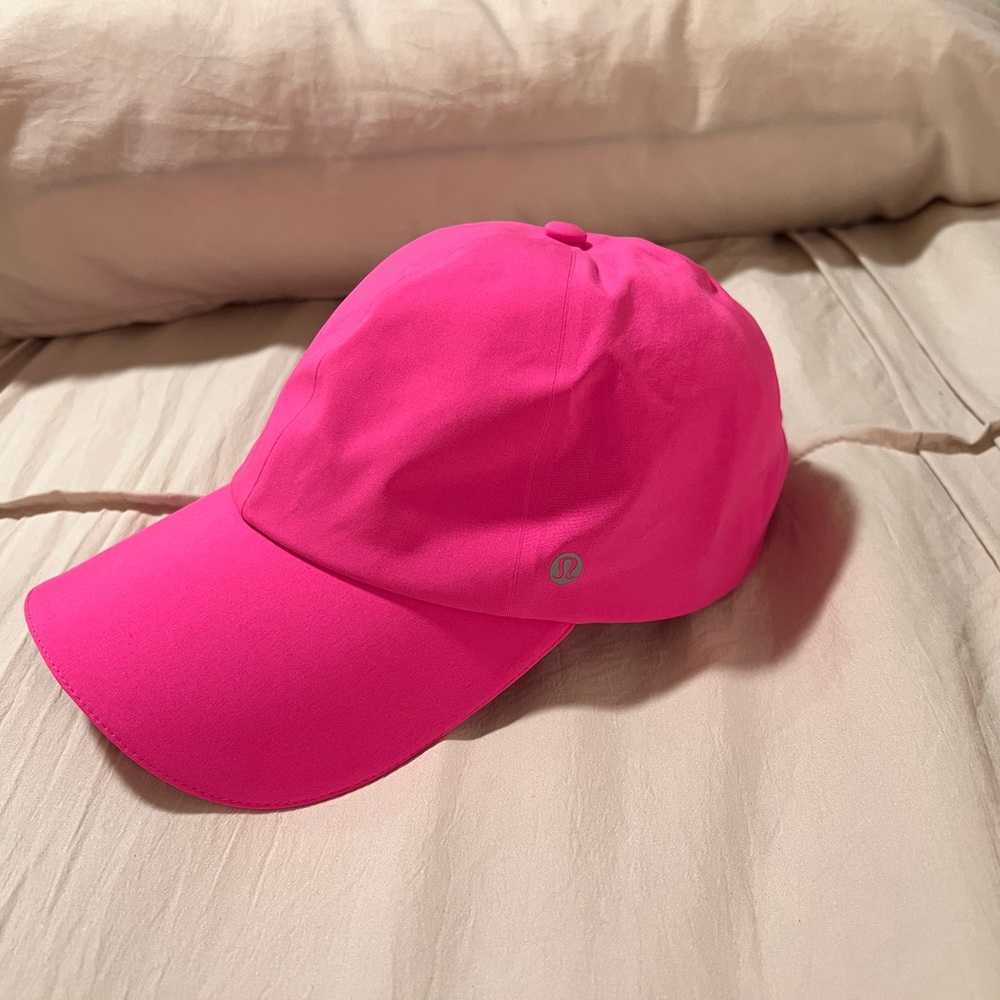 Lululemon Fast and Free Running Hat in pink